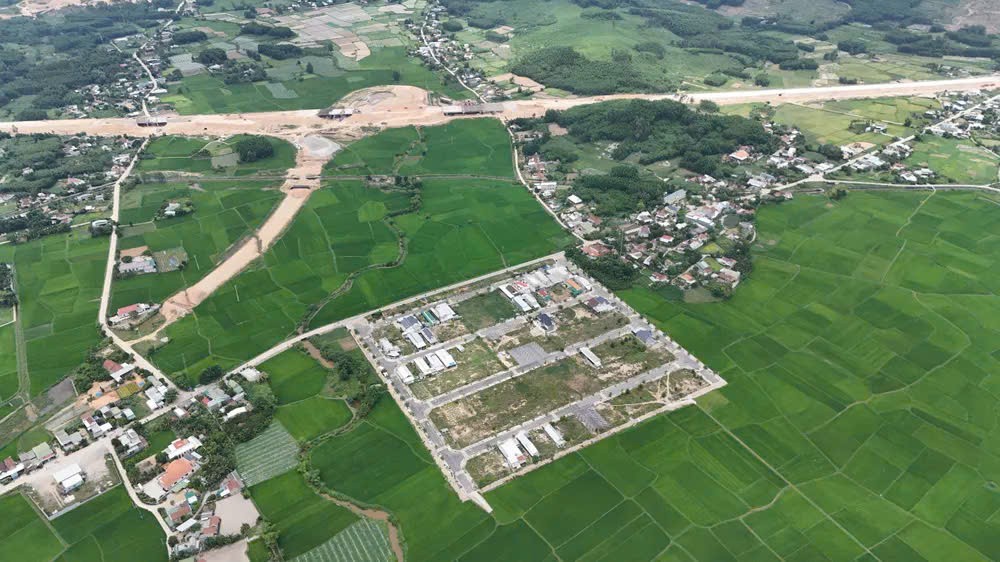 khu-tai-dinh-cu-dong-moc-1755158508888974802662-6d69e056-1755232385.jpg