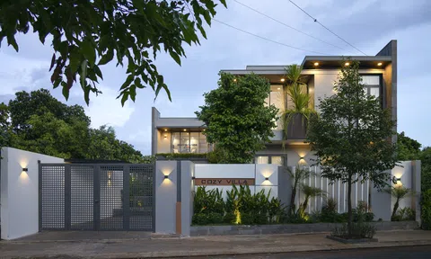 Biệt thự 400m2 đẹp long lanh của đại gia đình ba thế hệ