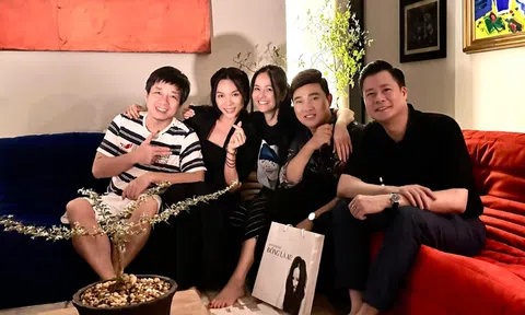 Chiêm ngưỡng căn penhouse mới của diva Hồng Nhung cùng nội thất sang trọng