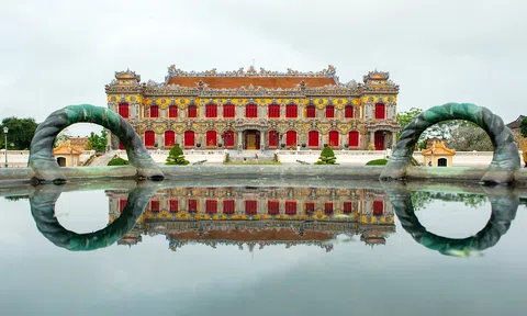 Điện Kiến Trung - công trình bị phế tích 72 năm đã "lột xác", mở cửa đón khách 