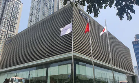 Diện mạo tòa nhà 6 tầng trên “đất vàng” bị Hà Nội liên tục yêu cầu di dời