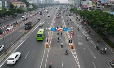 Chính thức thông xe cầu vượt thép Mai Dịch