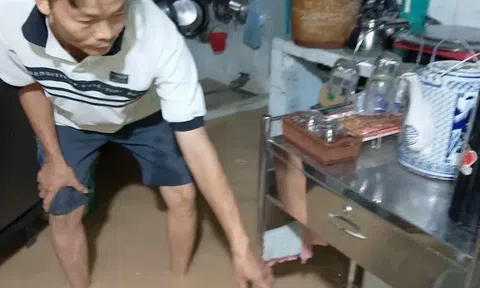 TPHCM: Cứ mưa là chìm trong nước – Hàng chục hộ dân Long Bình kêu cứu vì rạch thoát nước bị san lấp