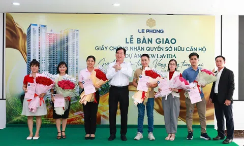 Lê Phong Group bàn giao sớm sổ hồng cho cư dân dự án New Lavida
