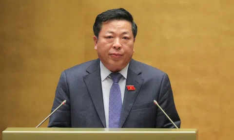 Xây dựng các cơ chế, chính sách đặc thù, đặc biệt để đầu tư phát triển hệ thống đường sắt