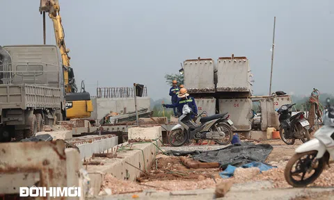 Cận cảnh công trường dự án đường Vành đai 4 thi công xuyên nghỉ lễ