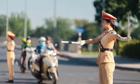 Thủ tướng yêu cầu tăng cường xử lý vi phạm giao thông dịp lễ