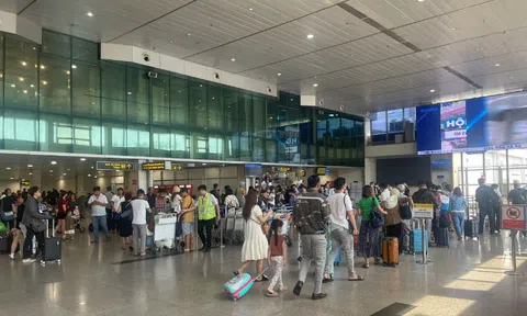 Ngày cuối nghỉ lễ, 2 sân bay lớn nhất nước đón hơn 200.000 khách