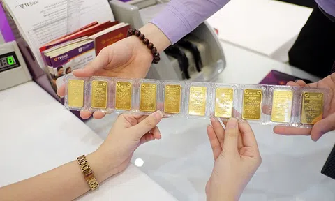 Mua vàng ở ngân hàng: Phải khai báo danh tính
