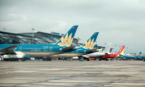 Tìm giải pháp ứng phó khi thiếu hụt tàu bay