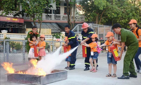 Tăng cường trang bị kỹ năng phòng cháy cho trẻ dịp hè