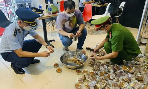 Bánh trung thu nhập lậu lại “tái xuất”