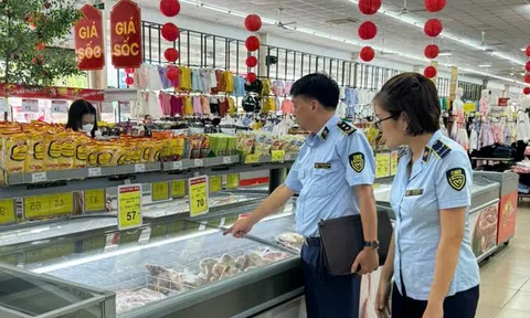 Hà Nội: Xử lý nghiêm tình trạng găm hàng, “thổi” giá sau bão