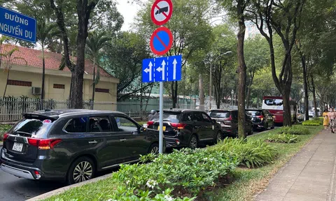 TP.HCM: Giải quyết nạn ô tô dừng, đỗ vô tội vạ