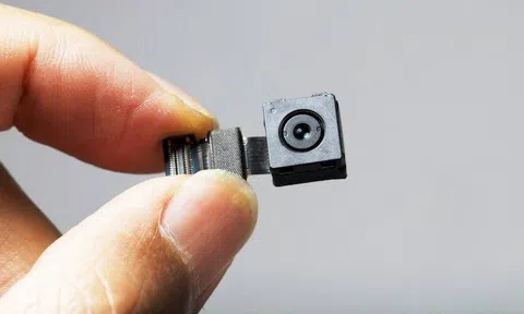 Thiết bị quay lén nguỵ trang vật dụng thường ngày được rao bán tràn lan trên mạng