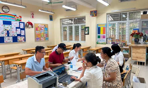 Hà Nội bắt đầu đăng ký tuyển sinh trực tuyến vào lớp 1, lớp 6