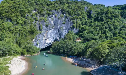 Phong Nha Kẻ Bàng và Hin Nậm Nô được đề cử là di sản thiên nhiên liên biên giới
