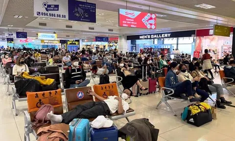 Số chuyến bay delay tăng hơn 30% trong tháng 6