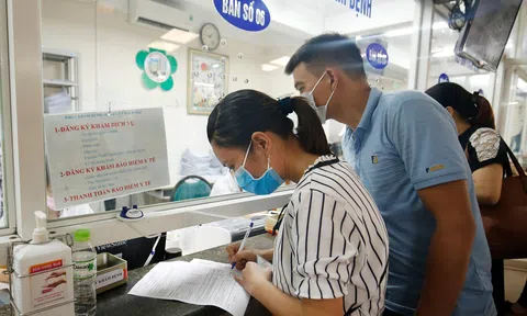 Đề xuất tăng 20% chi phí khám BHYT tại bệnh viện Bạch Mai