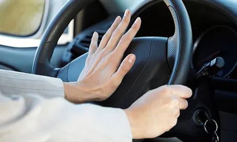 Quy định mới về bấm còi xe từ năm 2025