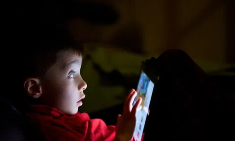 Trẻ em vẫn “nghiện” những nội dung xấu trên Tiktok