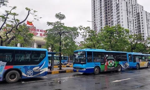 Từ 1/11, Hà Nội tăng giá xe buýt lên 40%