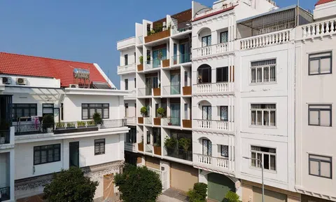 Hai căn nhà phố "song sinh" có chung mặt tiền gây sốt giữa lòng Cần Thơ