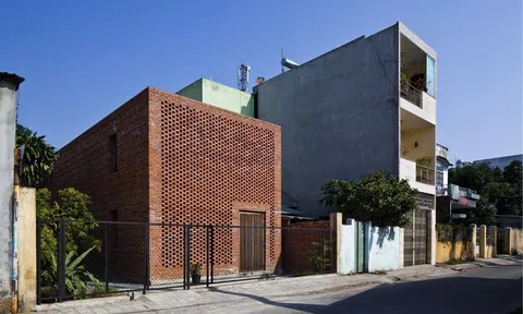 Nhà Tổ Mối xây dựng bằng gạch nung đỏ gây sốt với chi phí xây dựng chỉ 450 triệu đồng