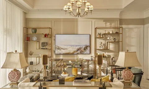 Gia chủ mạnh tay chi 700 triệu đồng chỉ để làm ban công nhiệt đới rộng 24m2