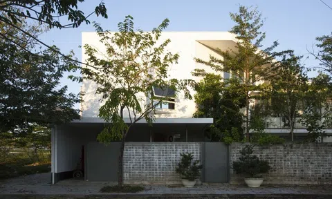 Khám phá căn nhà ở Huế có thiết kế xoay 45 độ tăng sự kết nối