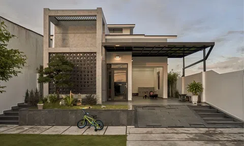 Ngôi nhà 350 m2 ở Bạc Liêu thiết kế sáng tạo với giếng trời và không gian mở