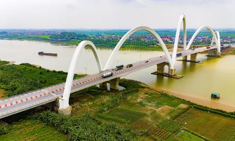 Cận cảnh cây cầu nghìn tỷ có vòm thép cao nhất Việt Nam