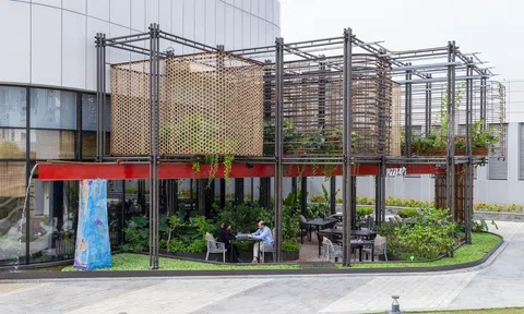 Chiêm ngưỡng nhà hàng có kiến trúc độc đáo, làm từ các vật liệu tái chế