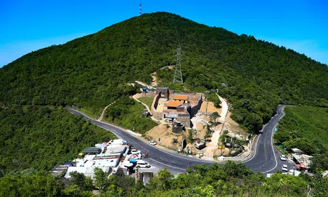 Nguyên nhân nào khiến di tích Hải Vân Quan trùng tu xong nhưng vẫn "cửa đóng then cài"?