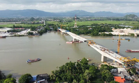 Cầu Lại Xuân nối Hải Phòng và Quảng Ninh dự kiến hợp long trong tháng 8