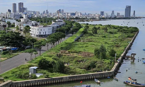 Đà Nẵng: Hiện trạng dự án Marina Complex sau nhiều năm "đắp chiếu" bên sông Hàn