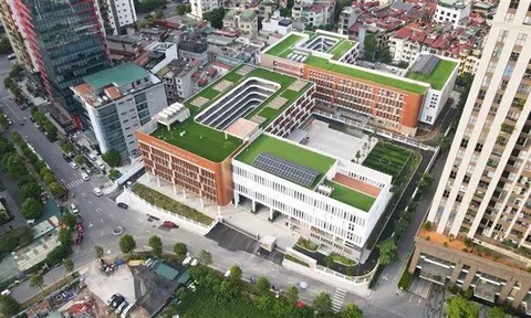 Trường THCS Cầu Giấy: Công trình kiến trúc ấn tượng trên quỹ đất eo hẹp, đạt Giải Bạc kiến trúc Quốc gia