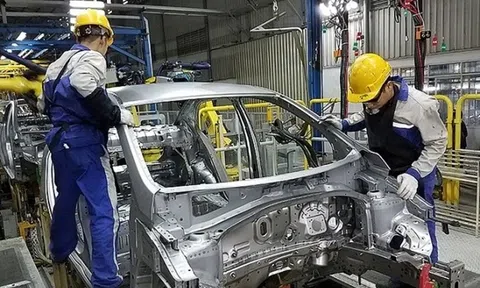 Đề xuất giảm 50% lệ phí trước bạ ô tô lắp ráp trong nước từ tháng 8