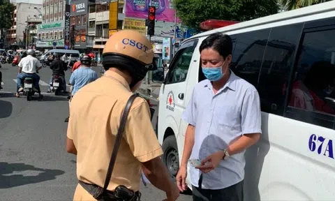 TP.HCM tổng kiểm tra, xứ lý tình trạng xe lạm dụng tín hiệu ưu tiên