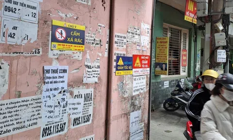 "Rác" quảng cáo tràn ngập nhưng xử lý lại như "cóc bỏ đĩa"