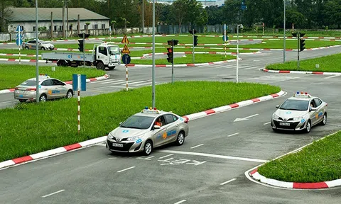 Hà Nội khôi phục sát hạch, cấp giấy phép lái xe từ 1/11