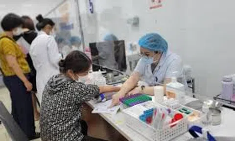 Giá khám chữa bệnh sẽ được điều chỉnh theo mức lương cơ sở