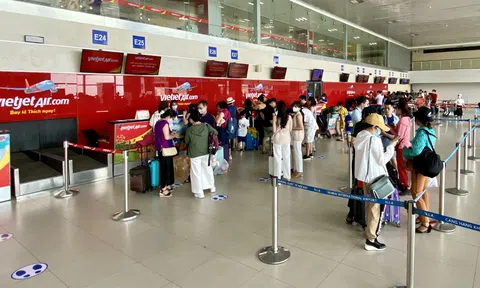 Vé máy bay đắt đỏ, tour du lịch nội địa “thất thế”  dịp Tết