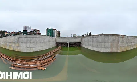 Nguyên nhân công trình thi công hầm chui Kim Đồng vắng tanh, ngập nước 