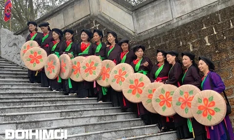 Xôn xao chuyện "ngửa nón xin tiền" ở Hội Lim, người Kinh Bắc lý giải gì?