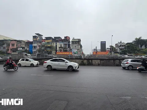 Cận cảnh khu vực sẽ làm hầm xuyên đê sông Hồng 100 tỷ