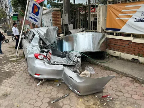 Tai nạn từ những cuộn thép rơi khỏi xe đầu kéo: Bao giờ mới có chế tài xử lý dứt điểm?