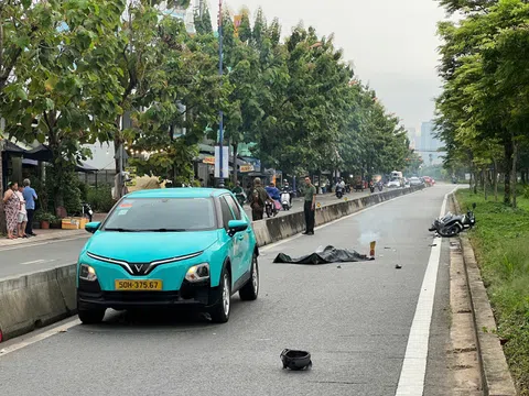 Taxi công nghệ chạy người chiều gây tai nạn làm người đàn ông tử vong tại chỗ