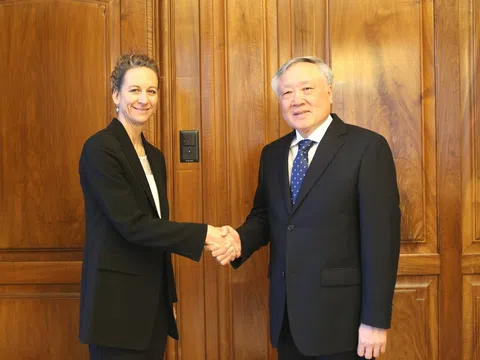 Phó Thủ tướng Thường trực Nguyễn Hòa Bình thúc đẩy hợp tác tài chính, đầu tư Việt Nam – Thụy Sĩ