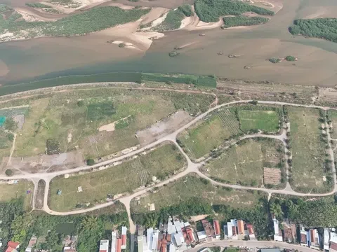 Dự án kè và khu dân cư Nam Sông Vệ (Quảng Ngãi) “đắp chiếu” gần 10 năm: Vướng mặt bằng, thiếu lối vào, pháp lý treo